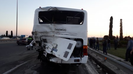 BAKI ŞƏHƏRİNDƏ DƏHŞƏTLİ YOL QƏZASI