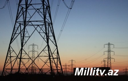 Keçən il qlobal elektrik enerjisinin istehsalı üzrə xərclər azalıb