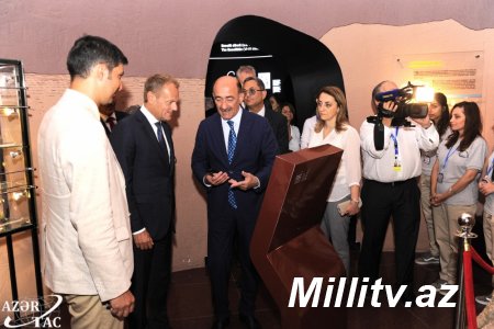 Avropa İttifaqı Şurasının Prezidenti Donald Tusk Qobustan Milli Tarix-Bədii Qoruğunda olub