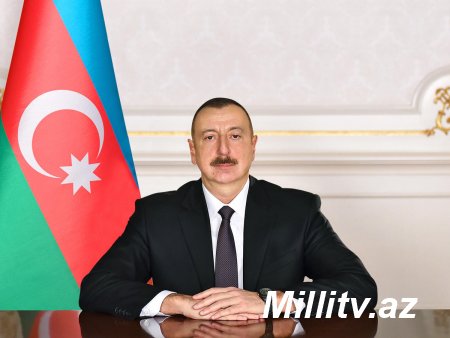 Prezident İlham Əliyev Azərbaycanın neft sənayesi işçilərini təbrik edib