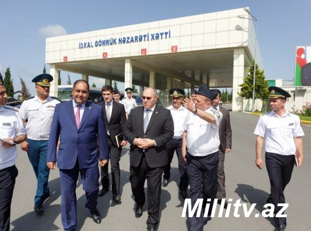 Gömrükdə YAŞIL DƏHLİZ: Yalnız sədrin qohumları üçün imiş... - İLGİNC