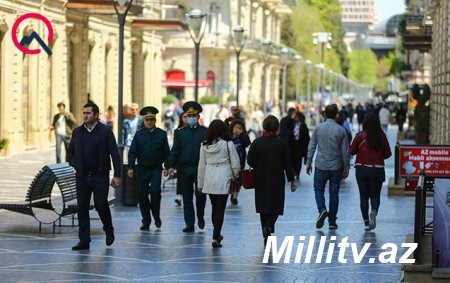 Dövlət qurumlarının işçiləri ilə bağlı da qərar verildi