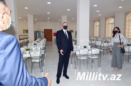 İlham Əliyev və Mehriban Əliyeva Gəncədə universitetin yeni tədris mərkəzinin açılışında - YENİLƏNİB+FOTO