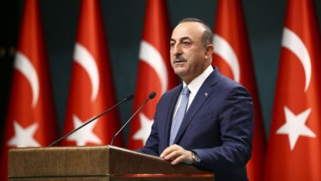 Mövlud Çavuşoğludan Fransaya ETİRAZ