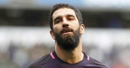 Arda Turan cəzalandırıldı