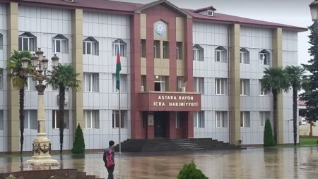 Şəhid xanımı 3 uşaqla küçədə qalıb: Nə evi var, nə də işi - "Astara icra hakimiyyəti bir dəfə olsun qapımı döyməyib"