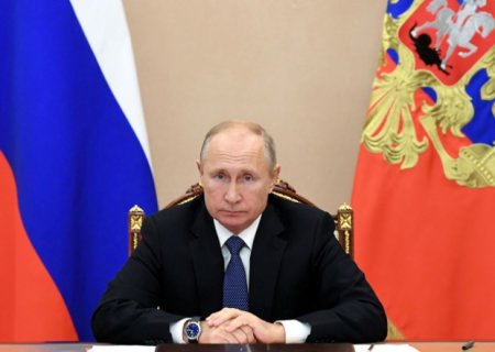 Putin İbrahim Rəisi ilə görüşəcək