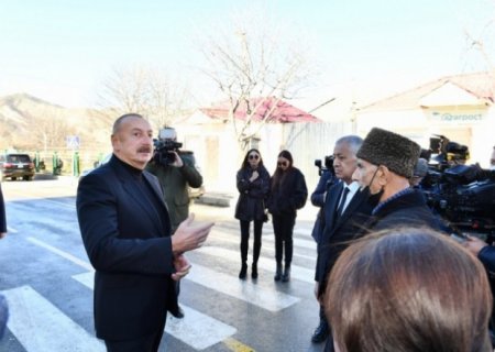 "Bizə tarix versinlər" - İlham Əliyev Zəngəzur dəhlizindən danışdı