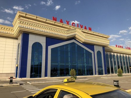 Naxçıvan aeroportunda özbaşınalıq: Sərnişinlər də aldadılır, dövlət də... - HƏLƏ DƏ DÜZƏLMƏYİBLƏR...