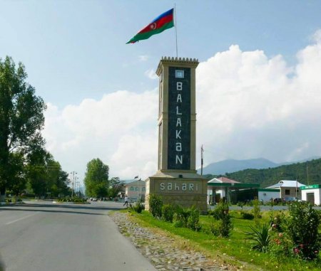 Balakənin icra başçısı əhalini hökumətə qarşı qaldırır - Tanınmış vəkildən CƏZA TƏLƏBİ